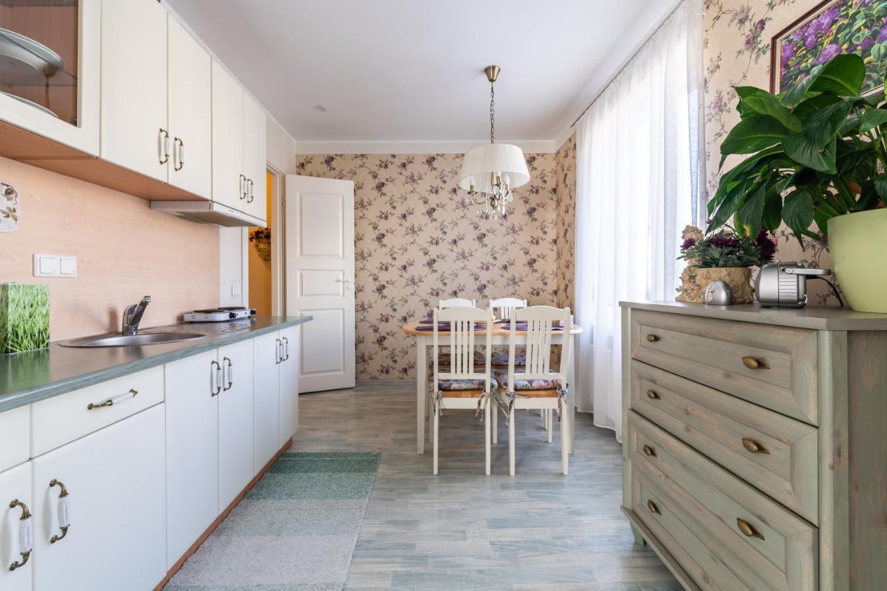Videviku Villa Apartments Tallinn Bagian luar foto